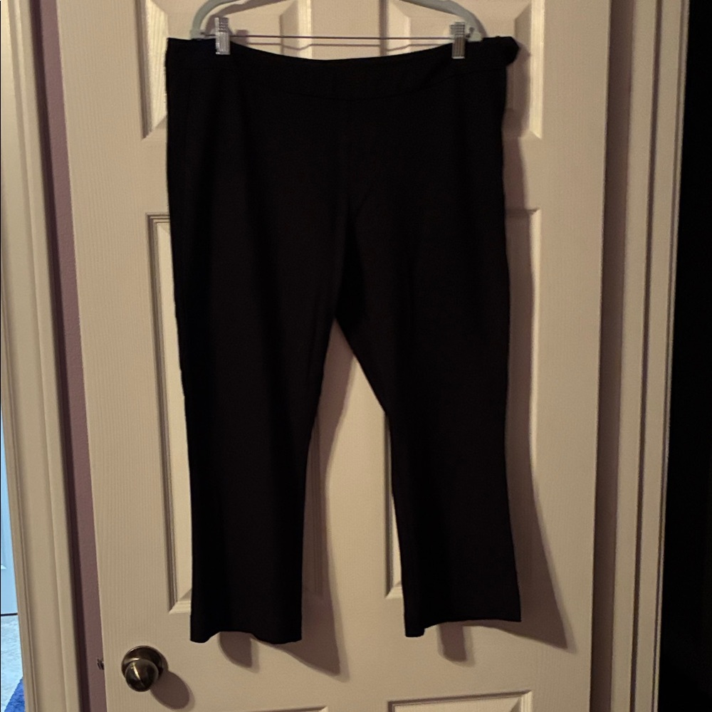 CAbi 3394. Kensington Ponte Classic Black Trousers